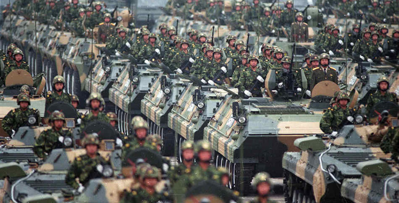 2014年中国国庆65周年阅兵-1